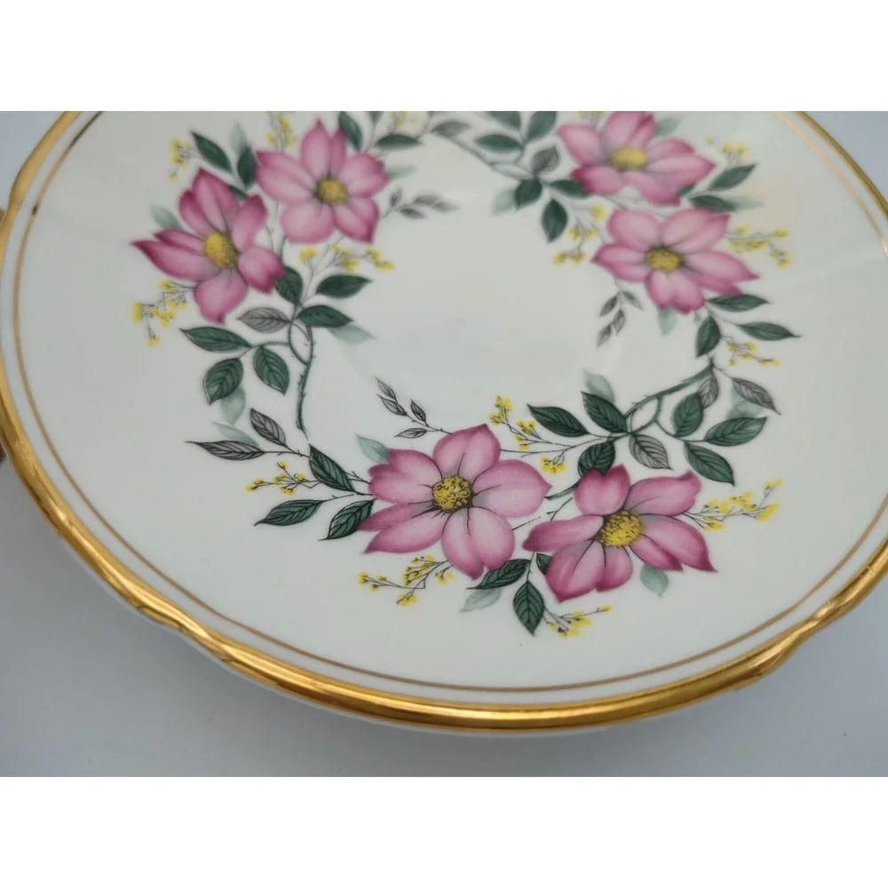Elizabethan by Taylor & Kent vintage elizabethan